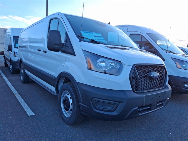 2025 Ford Transit photo 3