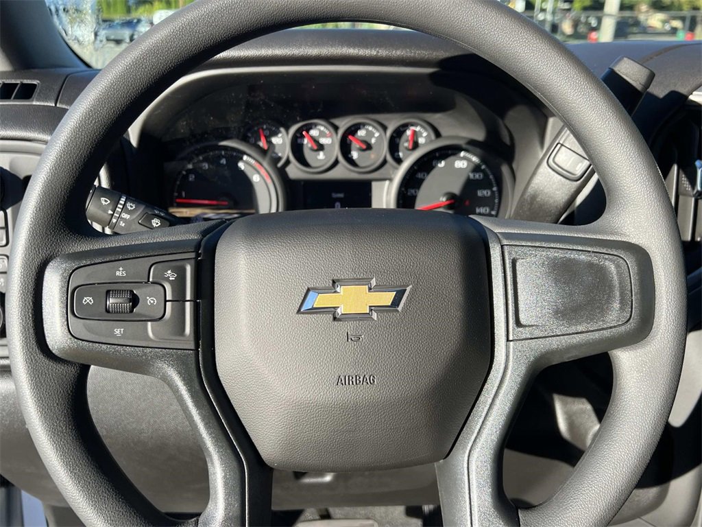 2026 Chevrolet Silverado 2500HD Custom photo 15