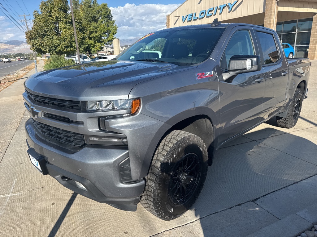 2020 Chevrolet Silverado 1500 RST photo 3