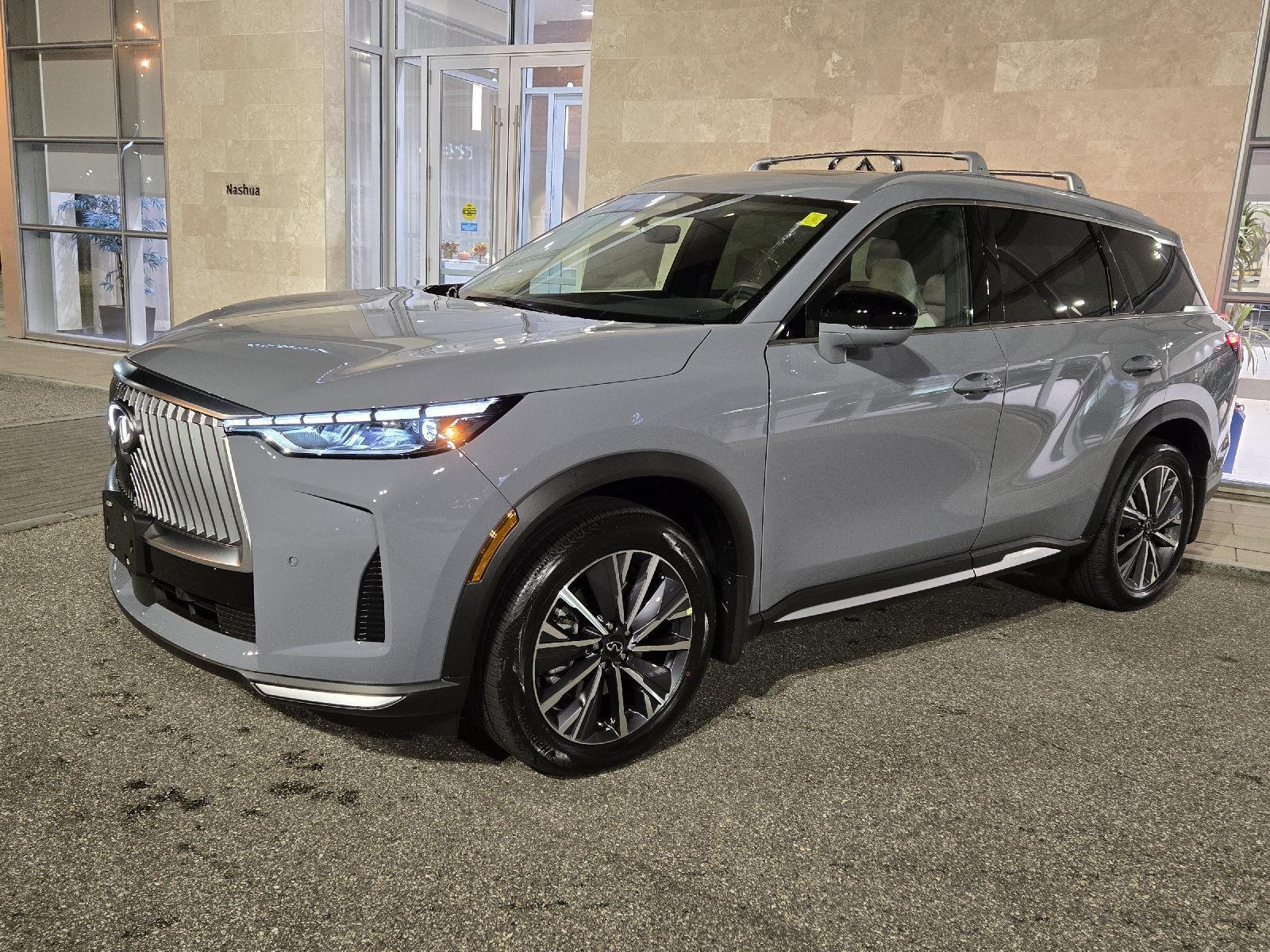 2026 Infiniti QX4 Luxe photo 2