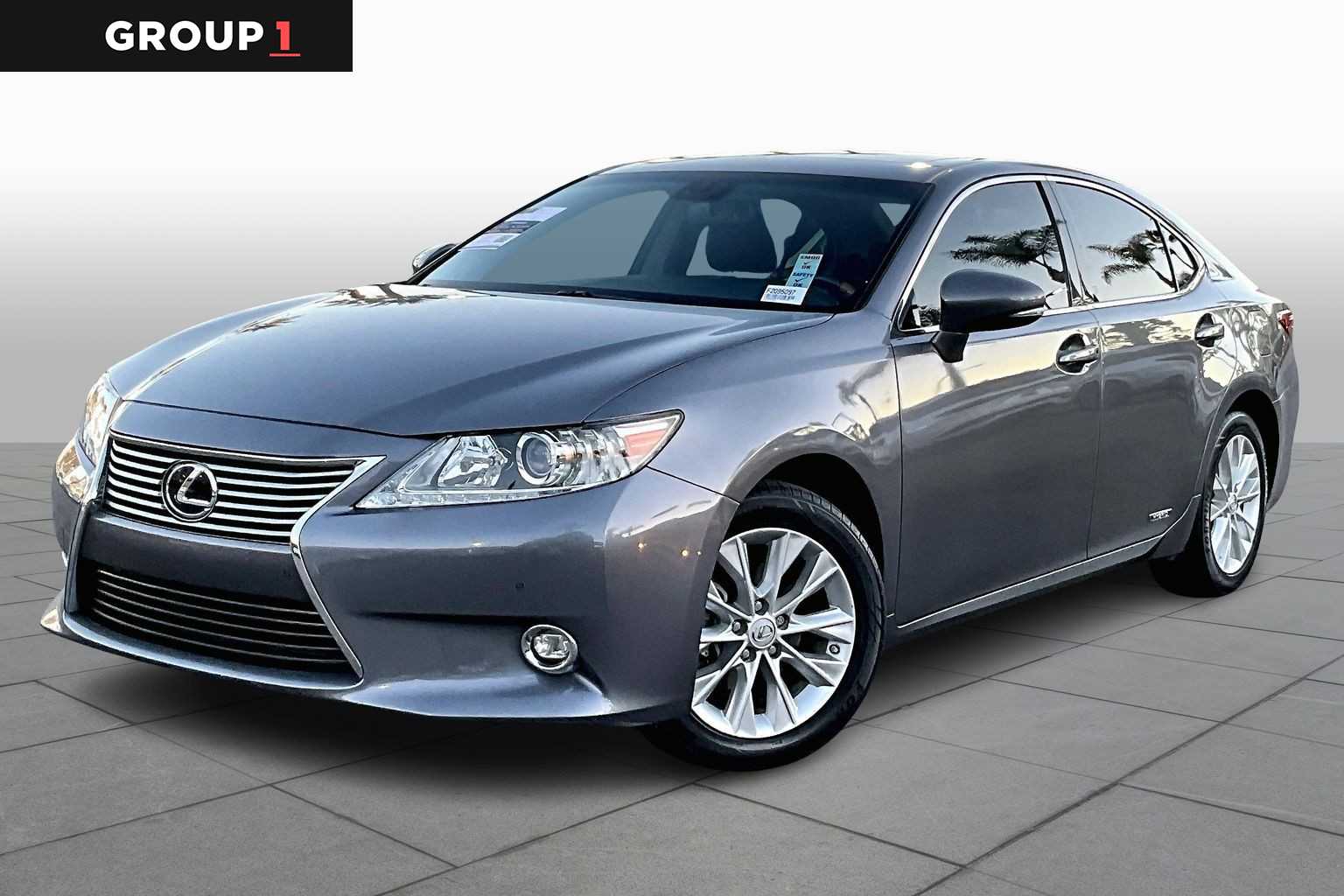 2015 Lexus ES 300h