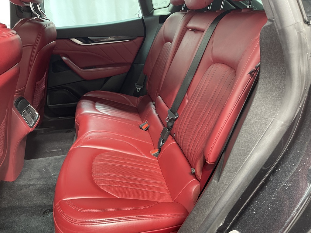 2022 Maserati Levante GT photo 22