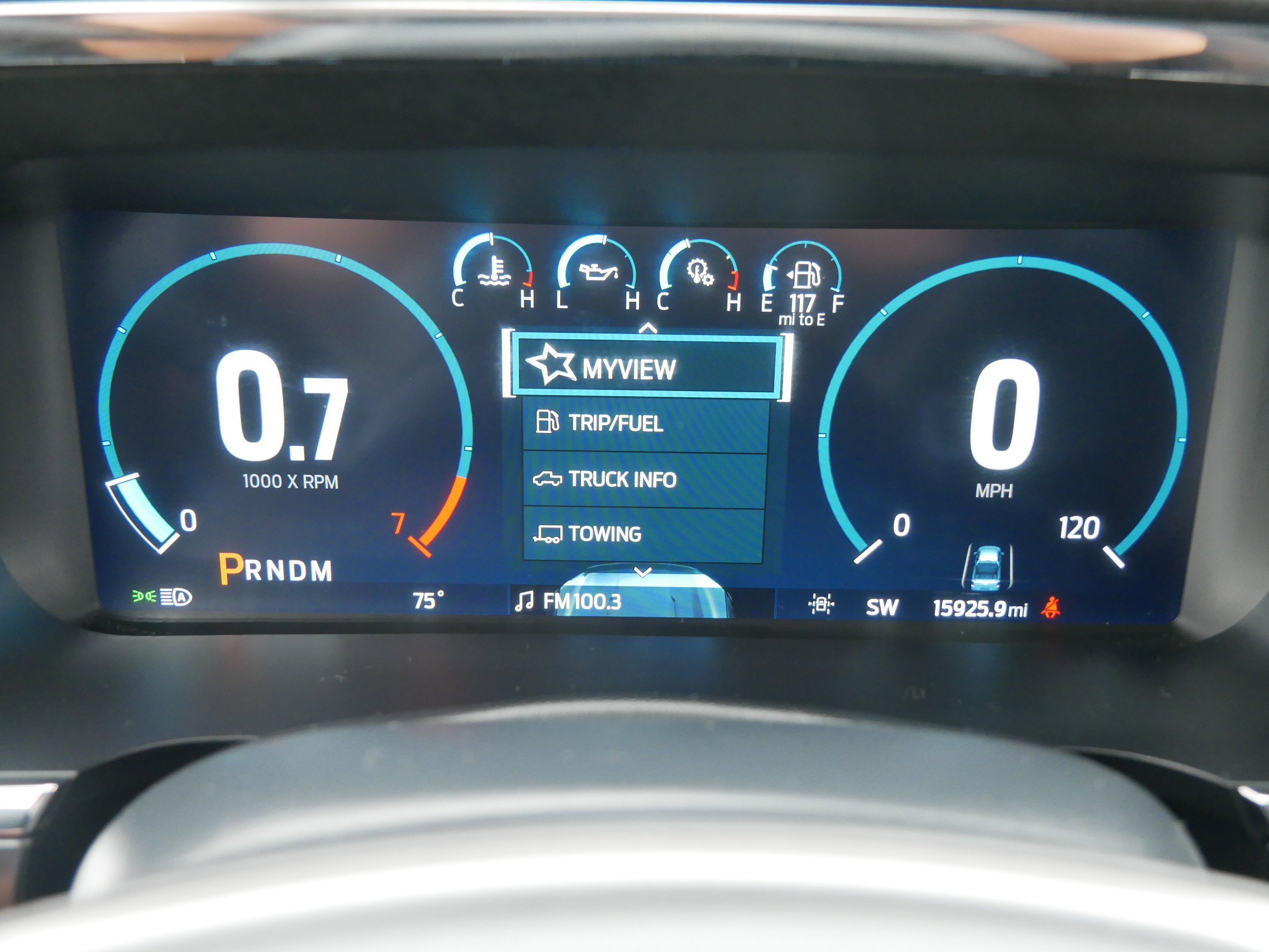 2022 Ford F-150 Lariat photo 21