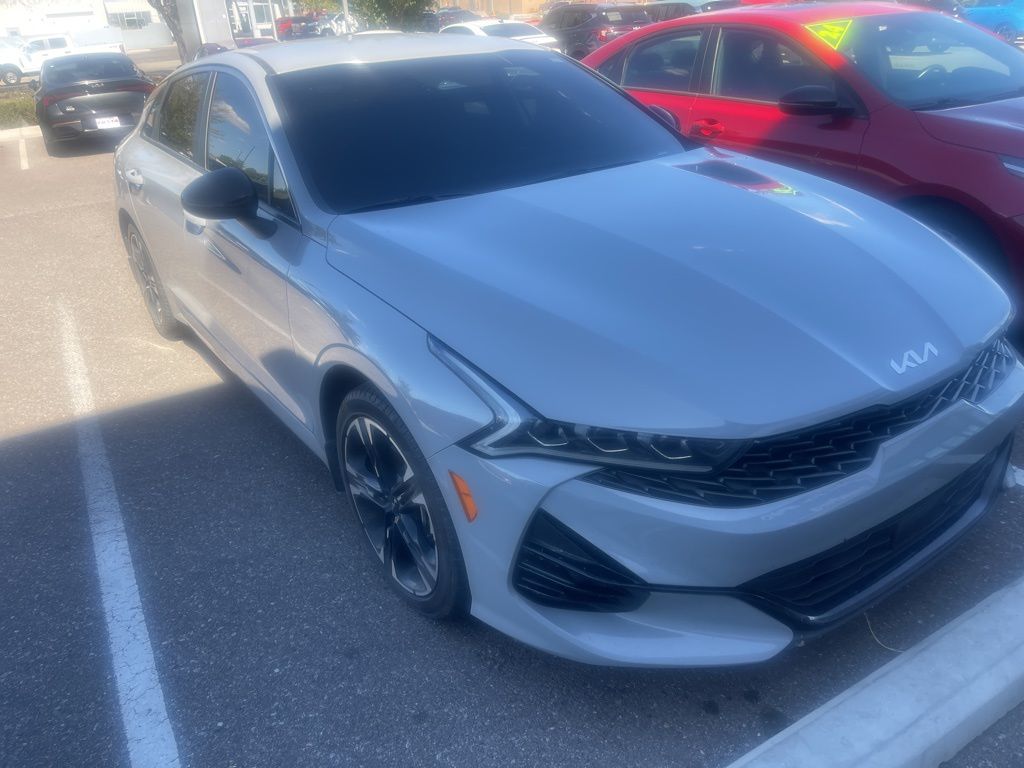 2024 Kia K5 GT-Line photo 3