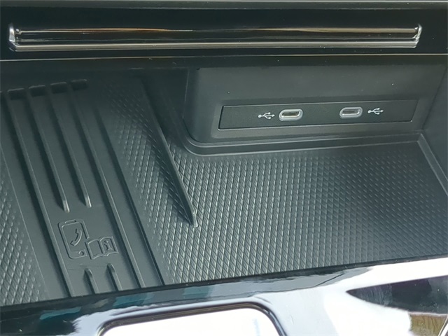 2026 Volkswagen Atlas Cross Sport SE Technology photo 22
