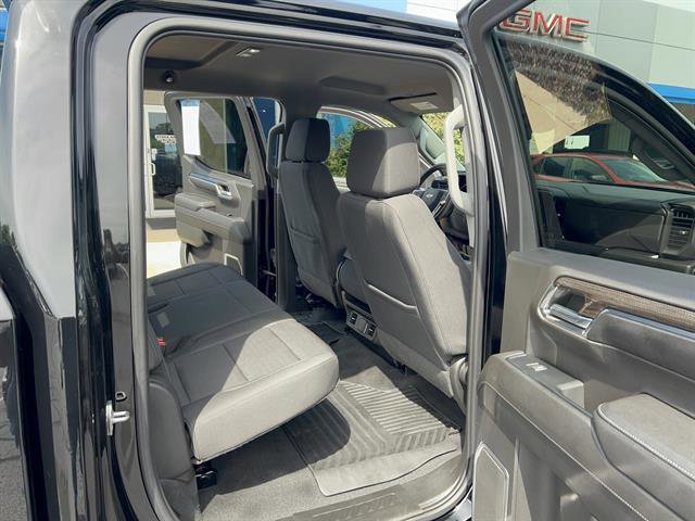 2023 Chevrolet Silverado 1500 LT photo 17