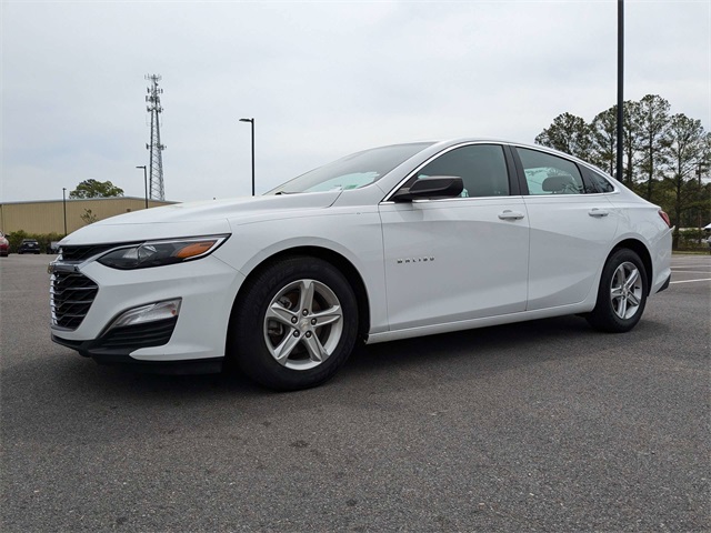 2022 Chevrolet Malibu LS photo 8