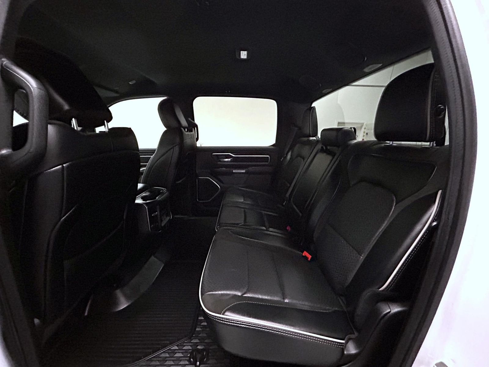 2023 Ram 1500 Laramie photo 18