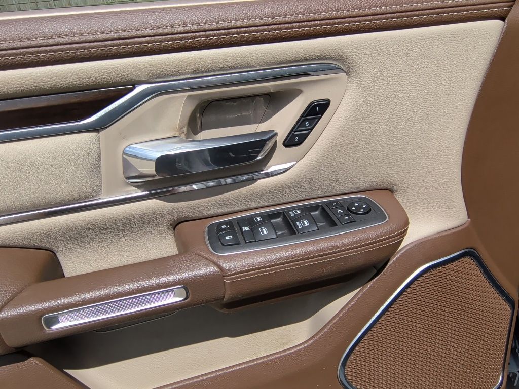 2021 Ram 1500 Laramie photo 10