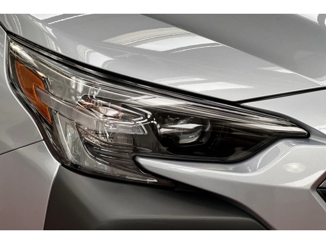 2025 Subaru Outback Base photo 23