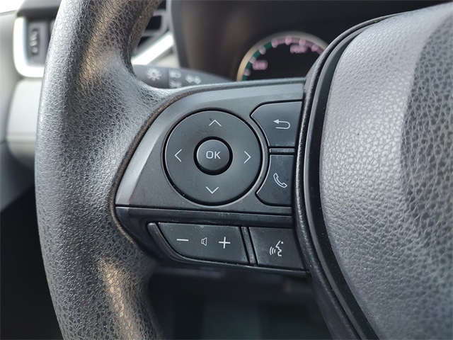 2022 Toyota RAV4 Hybrid XLE photo 8