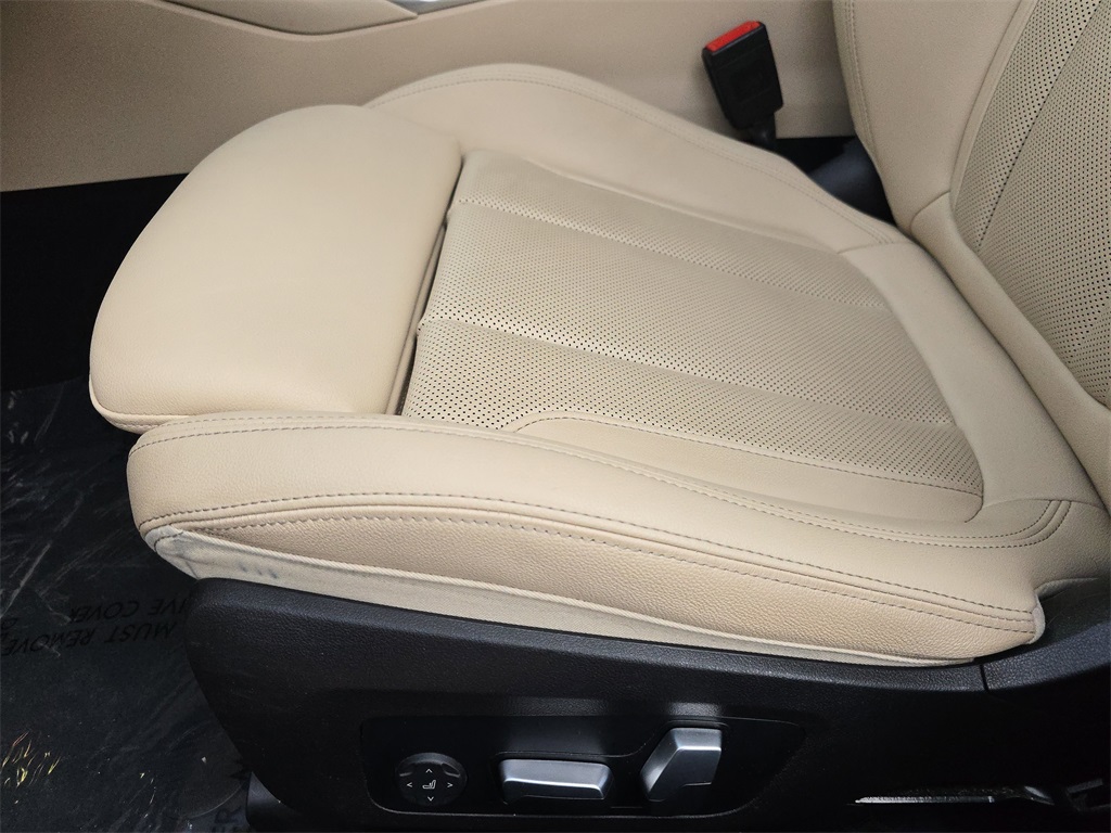2023 Bmw 330i Sedan photo 17