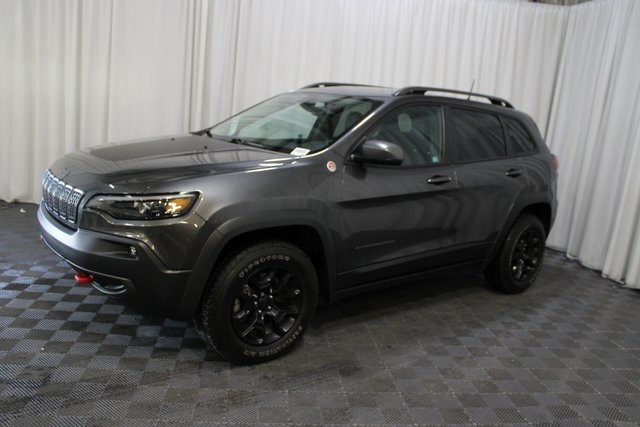 2019 Jeep Cherokee Trailhawk photo 3