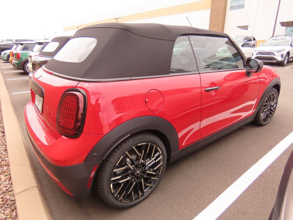 2025 Mini Cooper S Convertible Iconic photo 3