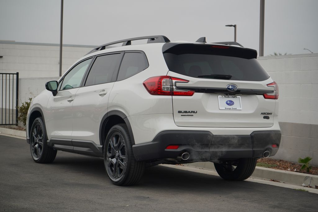 2025 Subaru Ascent Onyx Edition photo 3
