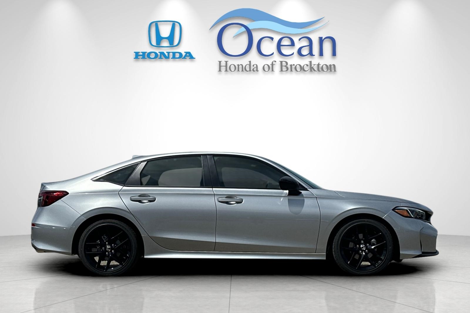 2026 Honda Civic Sport photo 3