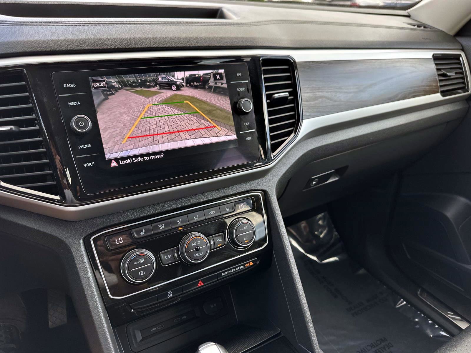 2022 Volkswagen Atlas V6 SE Technology photo 24