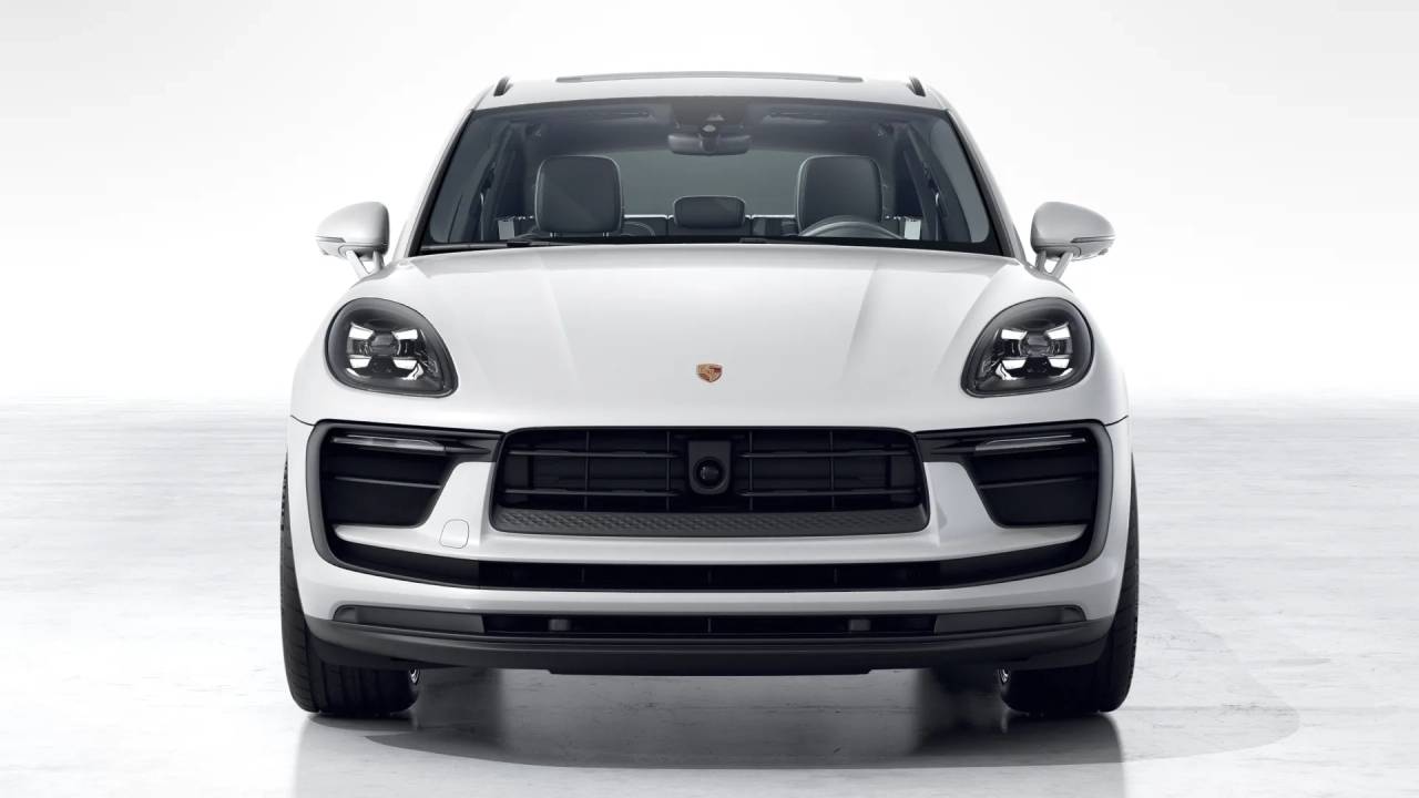 2026 Porsche Macan S photo 9