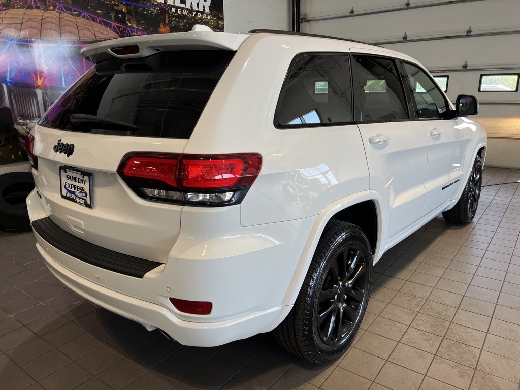 2019 Jeep Grand Cherokee Altitude photo 8