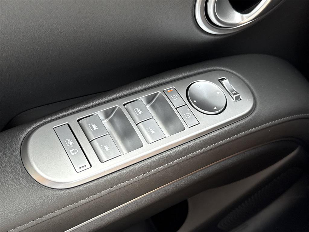 2026 Hyundai Palisade SEL photo 18