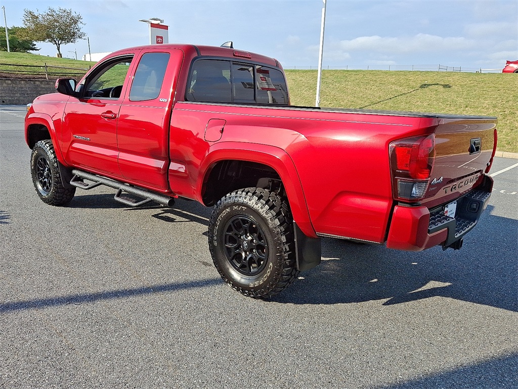 2022 Toyota Tacoma SR5 4x4 Access Cab photo 7