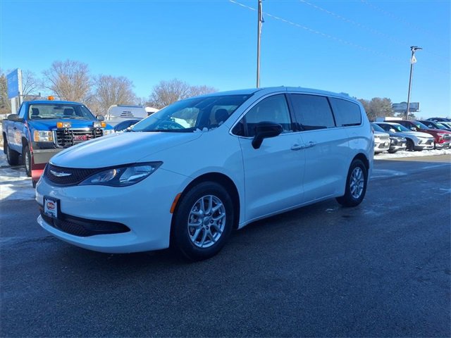 Pre-Owned 2024 Chrysler Voyager LX NA Sports Van's photo