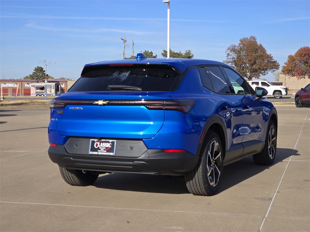 2026 Chevrolet Equinox EV 1LT photo 4