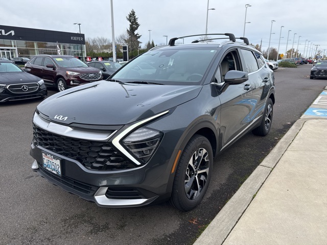 2024 Kia Sportage EX photo 2