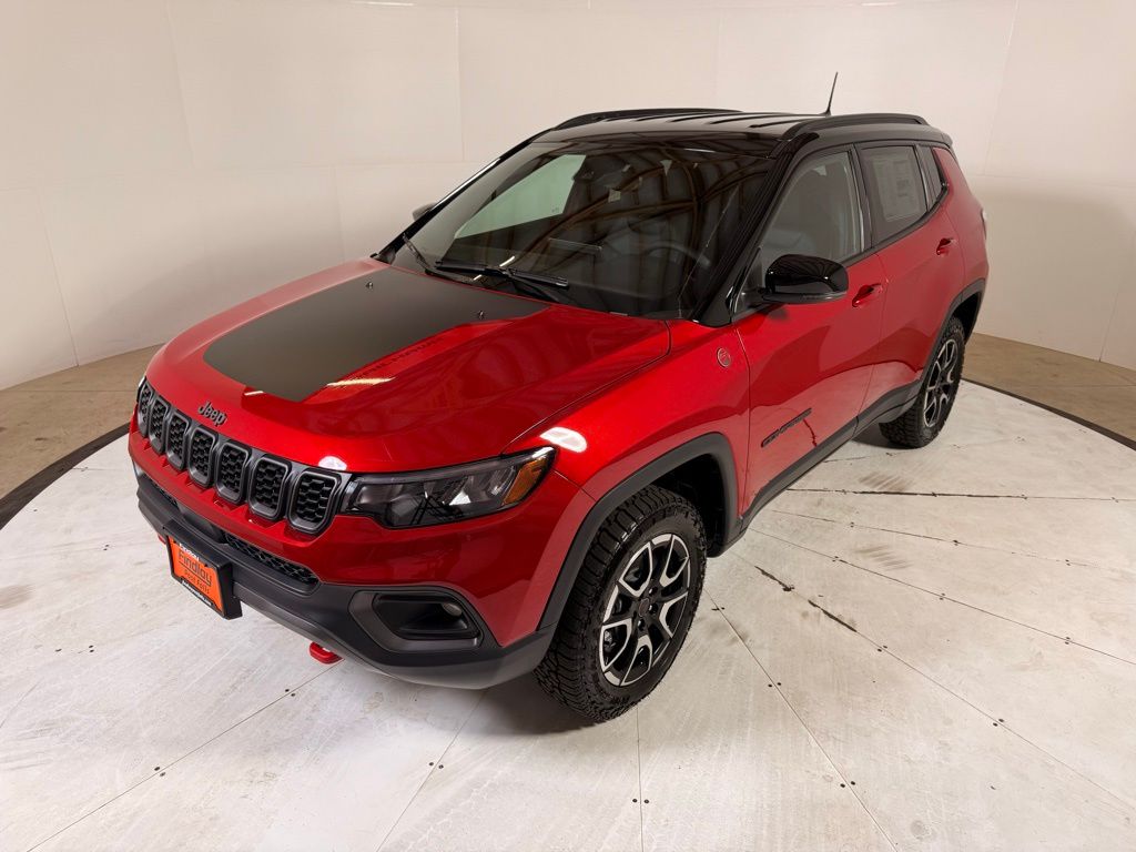 2026 Jeep Compass Trailhawk photo 3