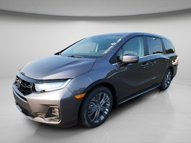 2026 Honda Odyssey Touring photo 3