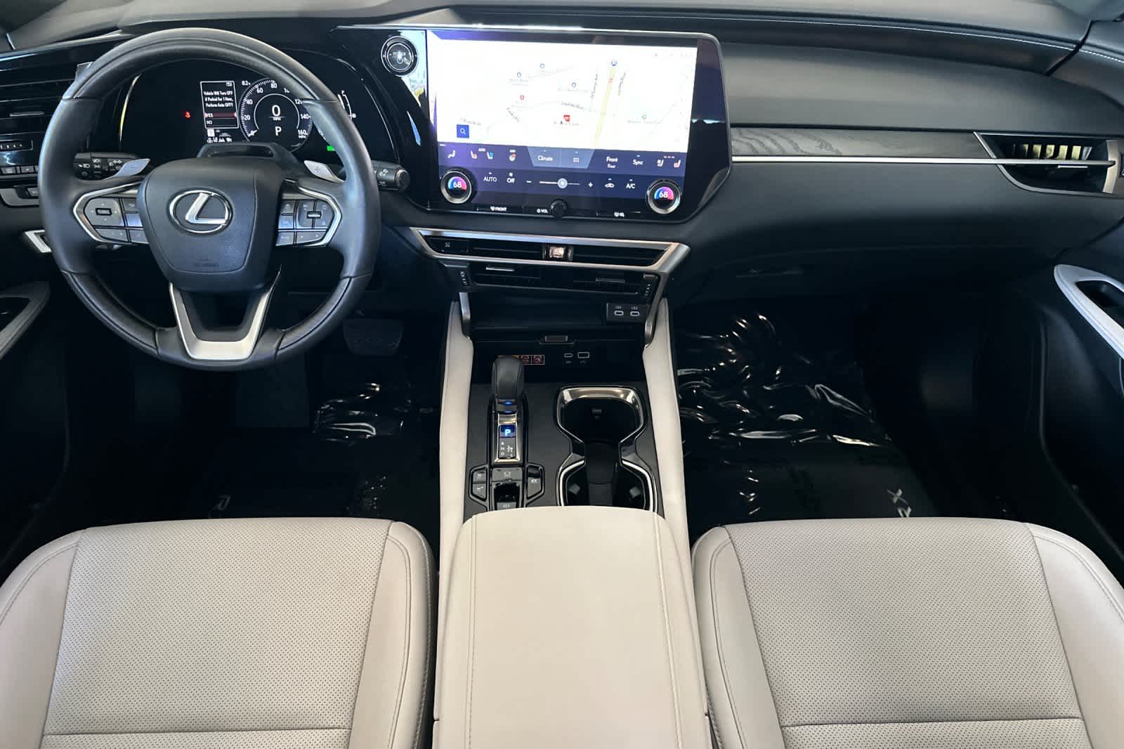 2024 Lexus RX 350h Premium photo 3
