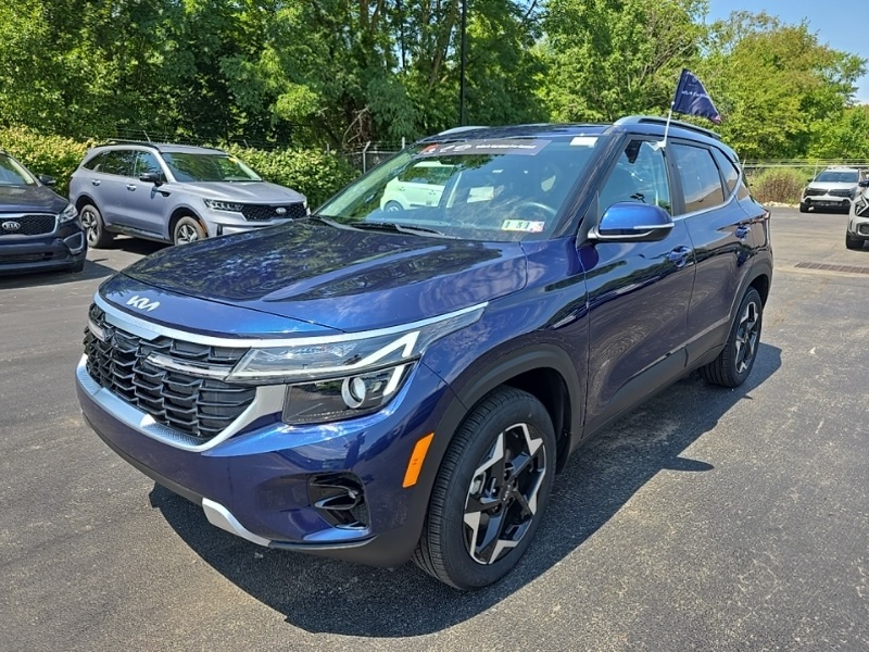 2025 Kia Seltos EX photo 2
