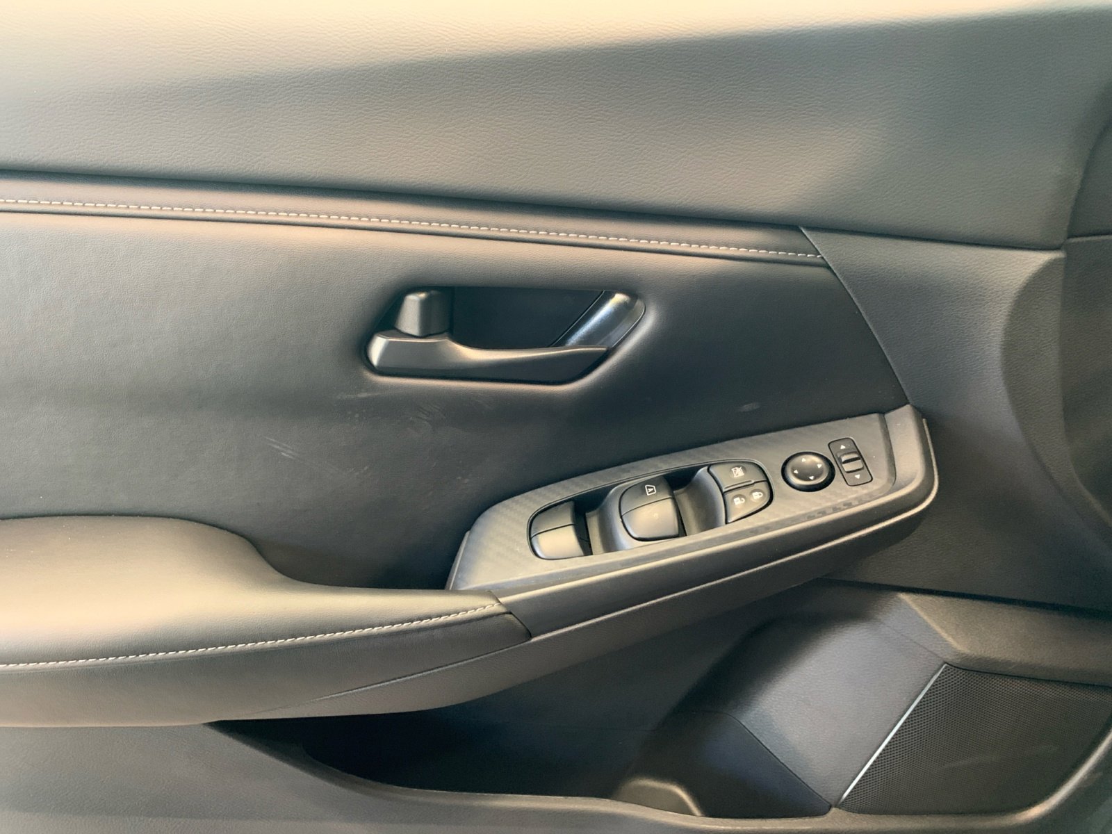 2025 Nissan Sentra S photo 23