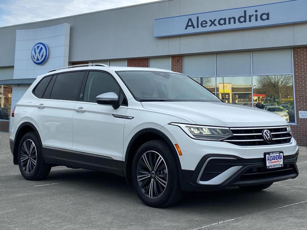 2024 Volkswagen Tiguan Wolfsburg Edition's photo