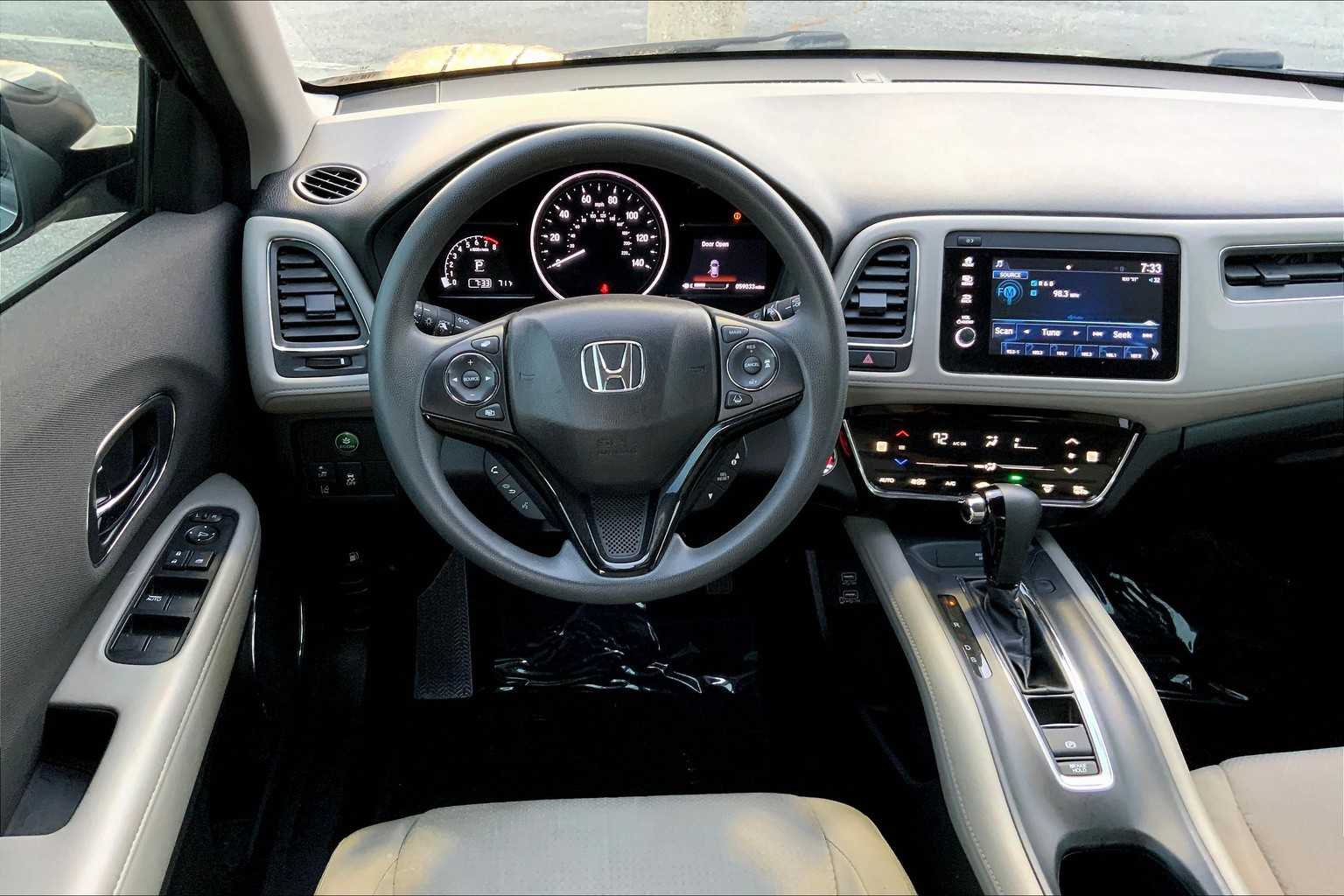 2019 Honda HR-V EX 2WD photo 5