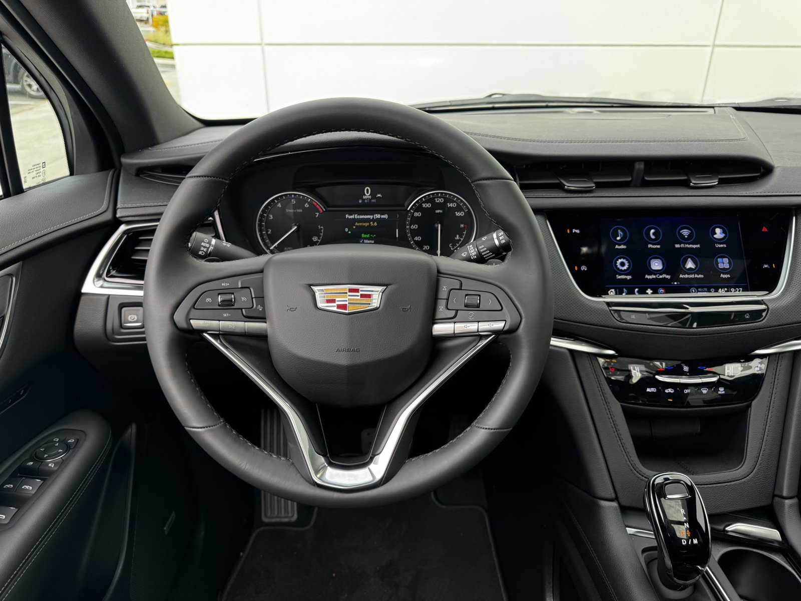 2025 Cadillac XT6 Luxury photo 17