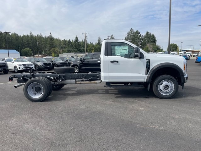 2025 Ford F-450 photo 7