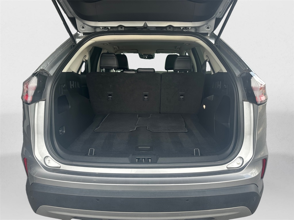 2024 Ford Edge SEL photo 13