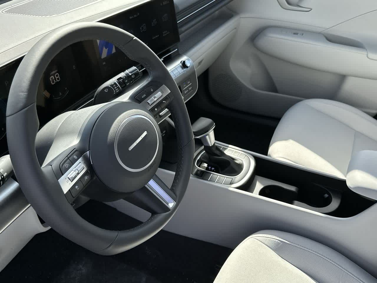 2026 Hyundai Kona SEL photo 13