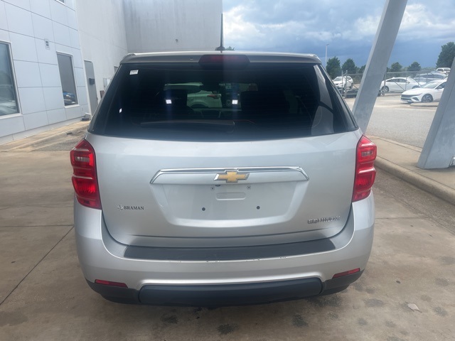 2016 Chevrolet Equinox LS photo 26