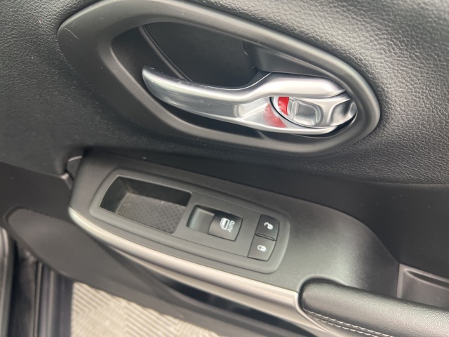 2020 Jeep Cherokee Limited photo 22
