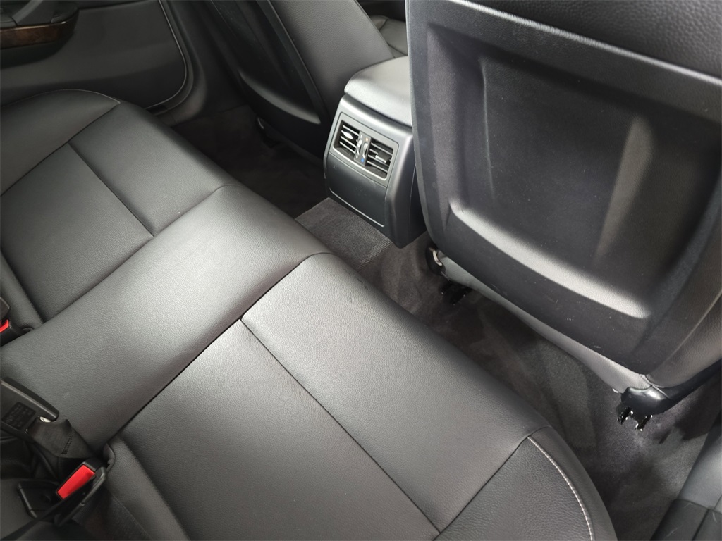2011 Bmw 328i SA SULEV photo 10