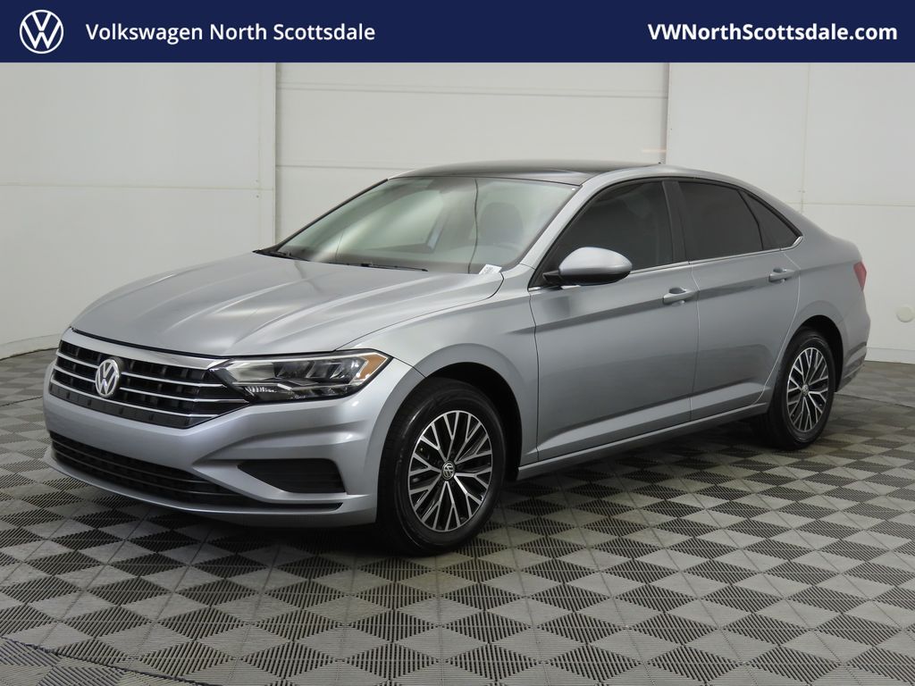 2021 Volkswagen Jetta SE's photo