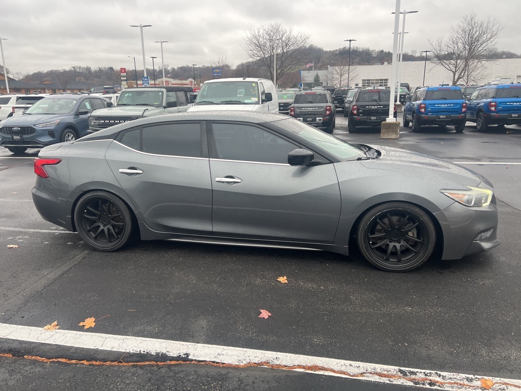 2017 Nissan Maxima S photo 4