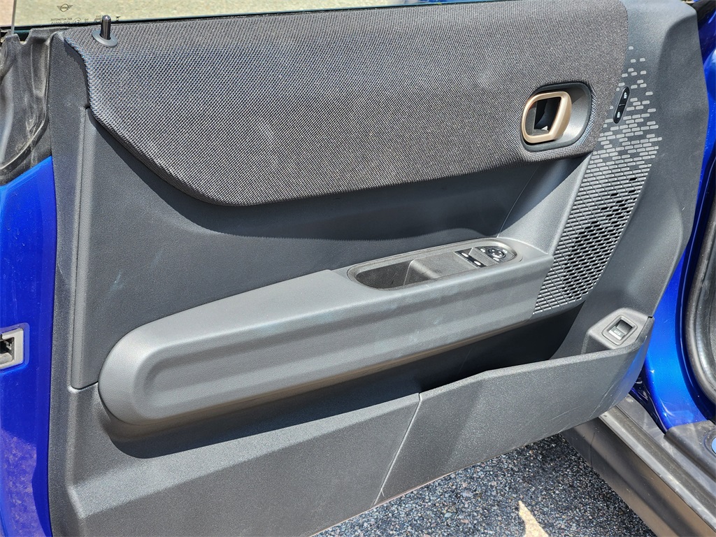 2025 Mini Cooper 2 Door Hardtop photo 9