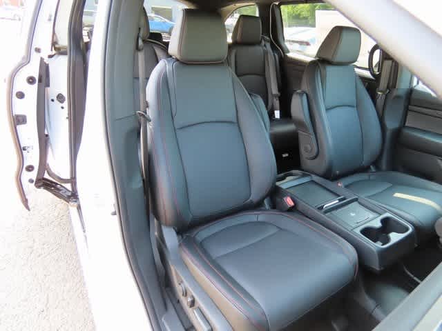 2026 Honda Odyssey photo 15