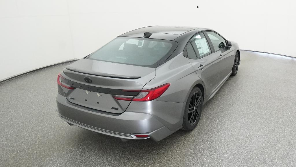 2025 Toyota Camry XSE photo 18