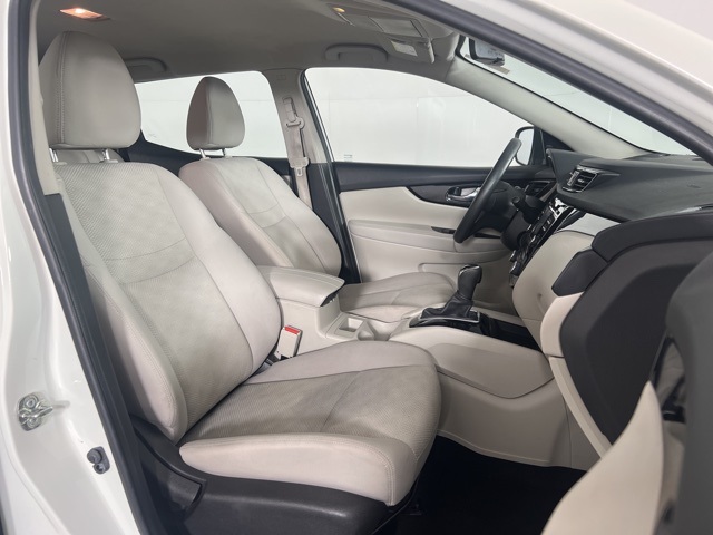 2018 Nissan Rogue Sport SV photo 4