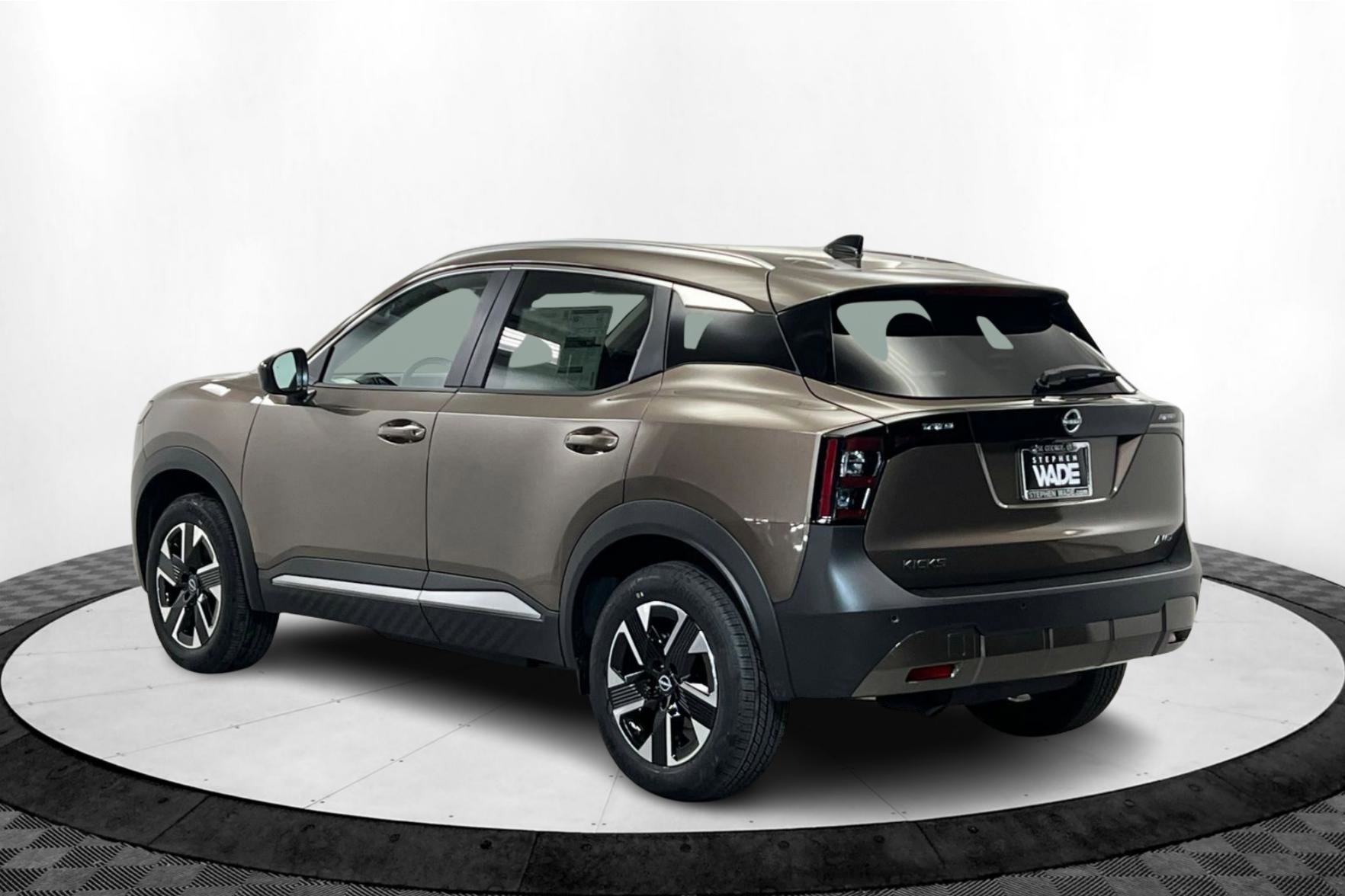 2026 Nissan Kicks SV photo 3