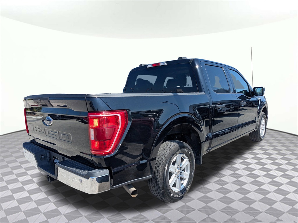 2021 Ford F-150 XLT photo 3
